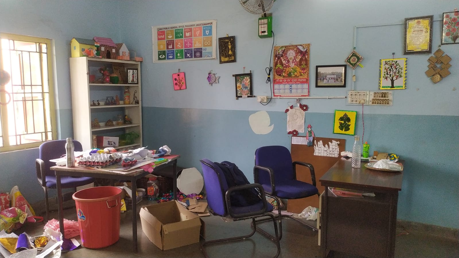 ART & CRAFT ROOM